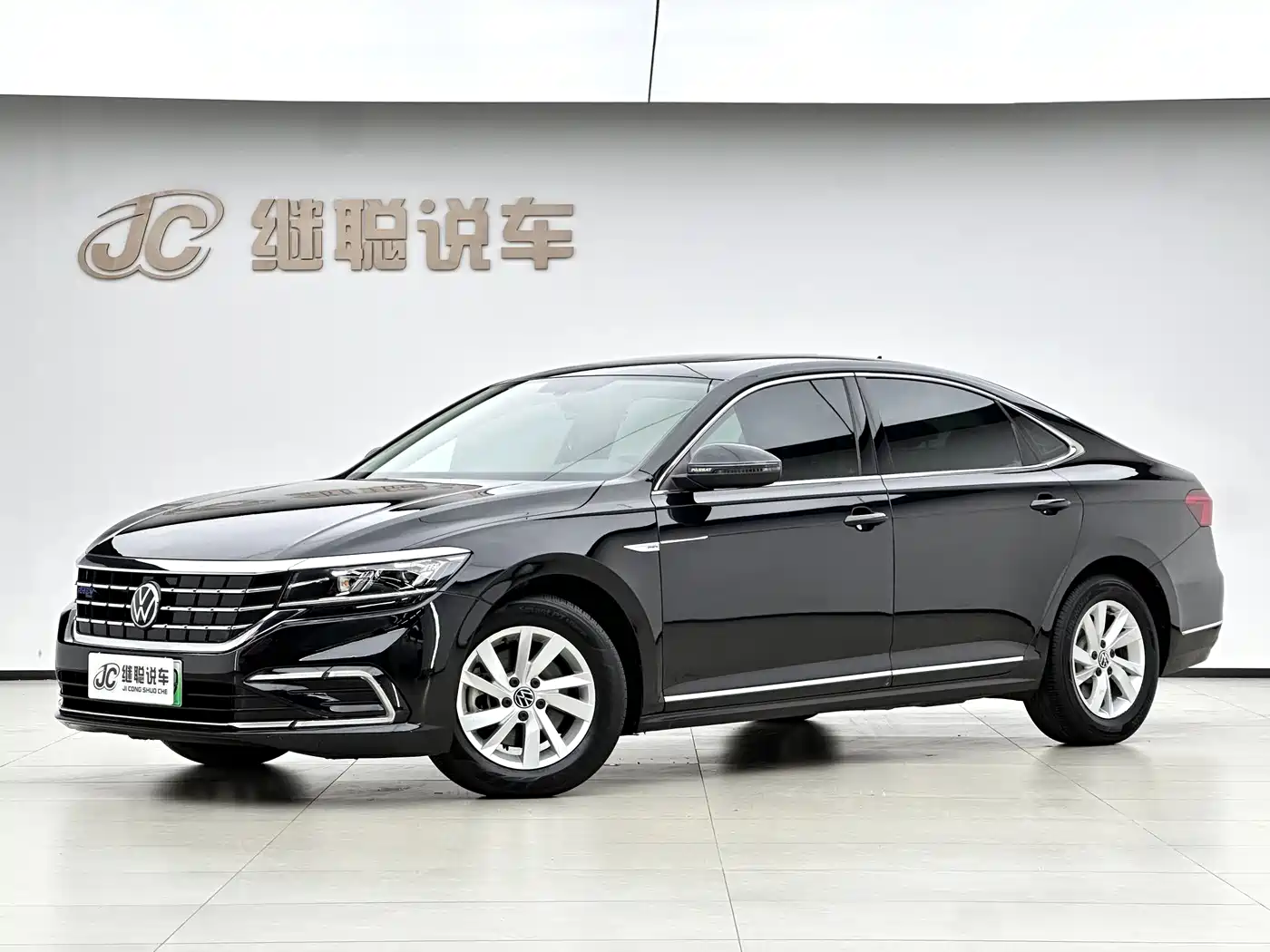 VOLKSWAGEN PASSAT NEW ENERGY