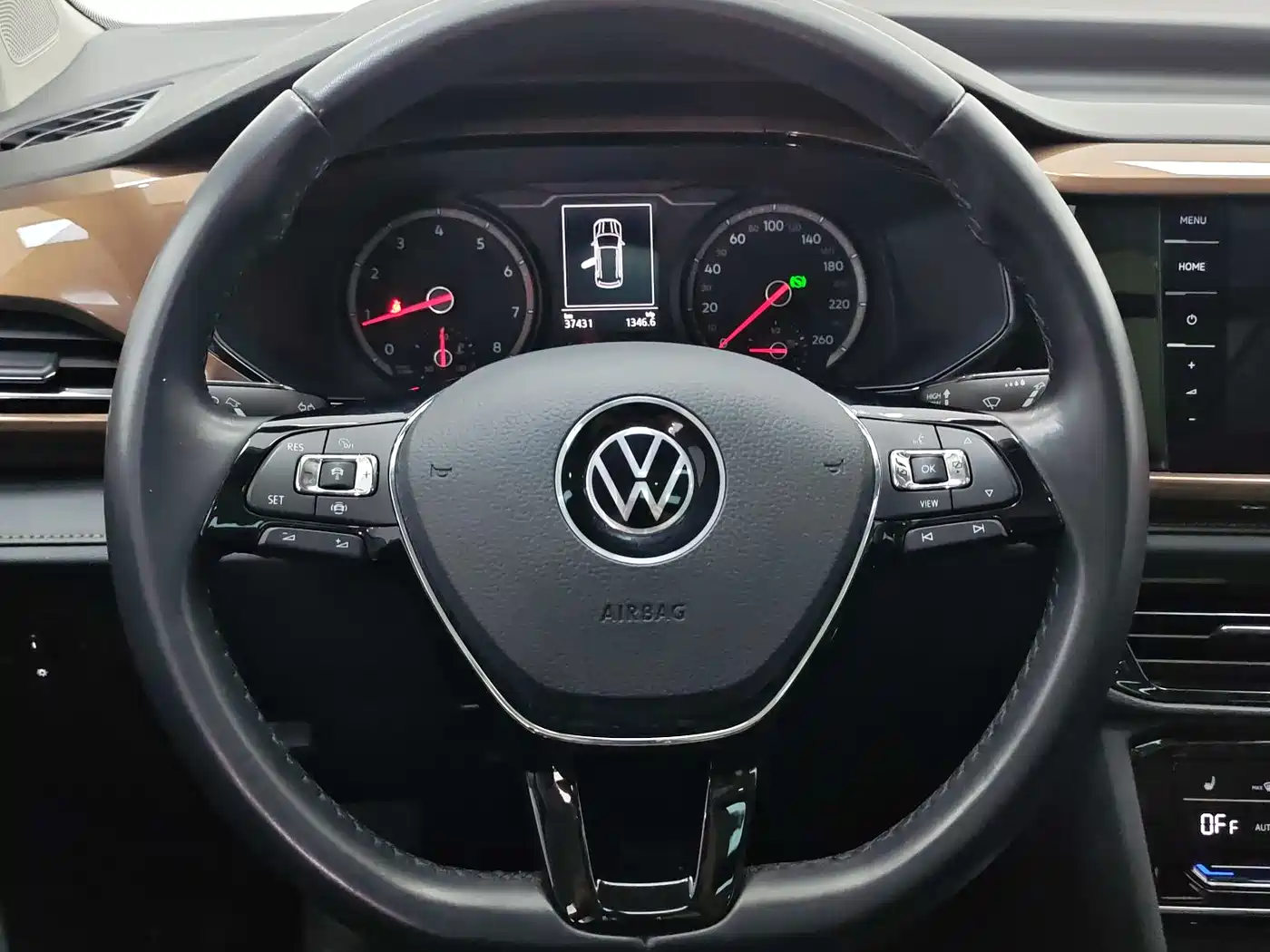 Volkswagen Tharu 2021 280TSI 2WD Luxury Plus фото 12