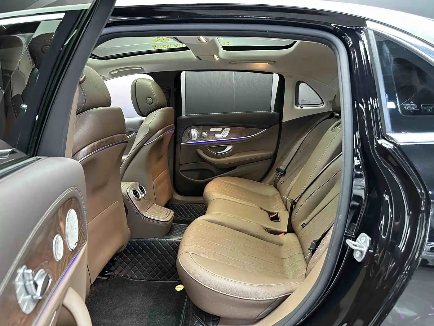 Mercedes-Benz E-Class 2023 E 300 L Luxury фото 7