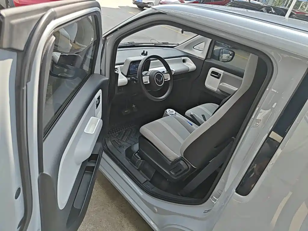 Wuling Motors Wuling Air ev 2024 2023 Model 2-Seater Standard Edition