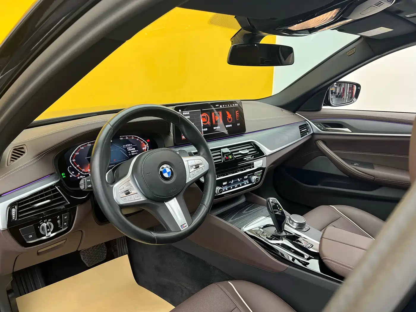 BMW 5 Series 2023 Facelift 530Li Leading M Sport Package фото 5