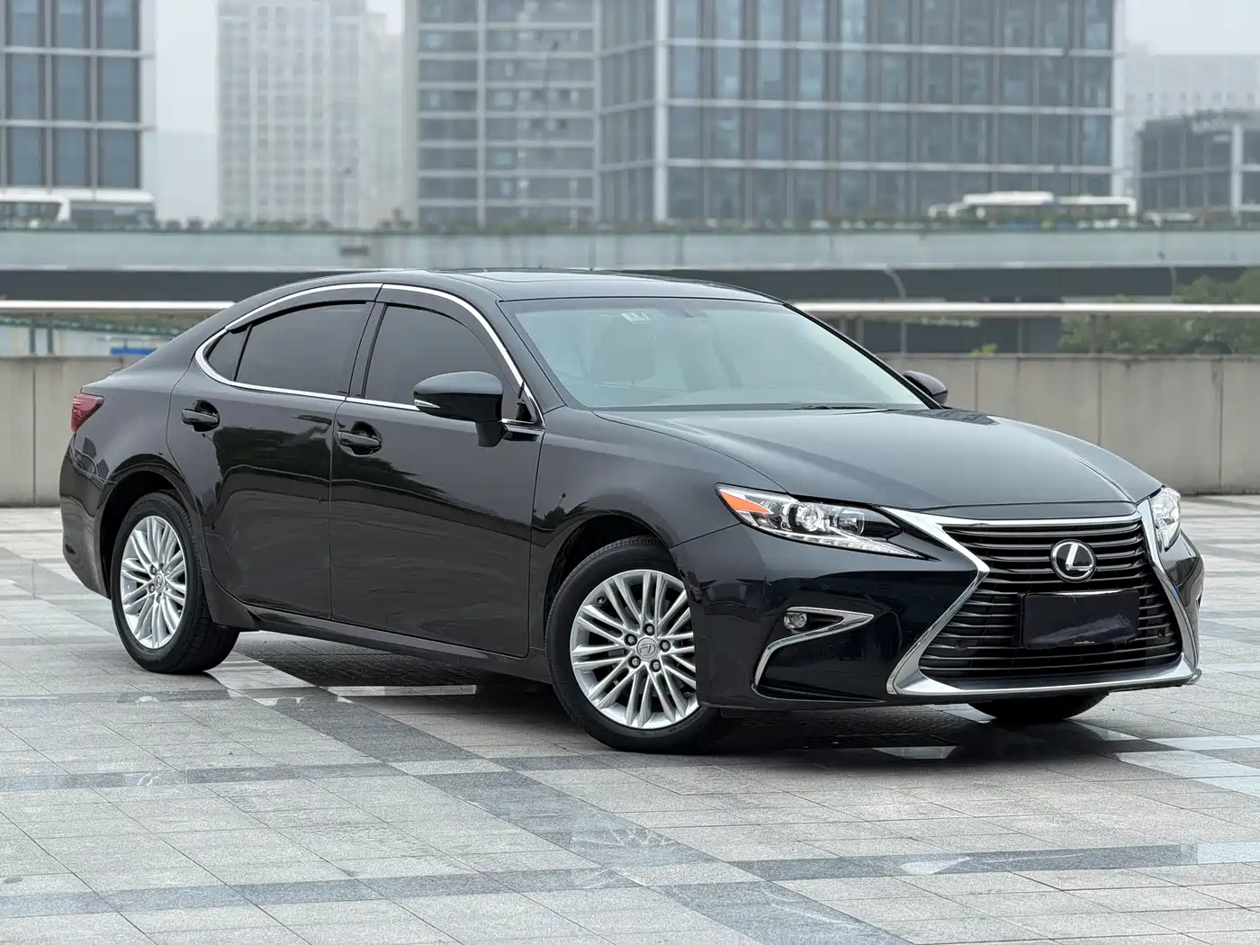Lexus ES 2015 200 Elite Edition фото 2