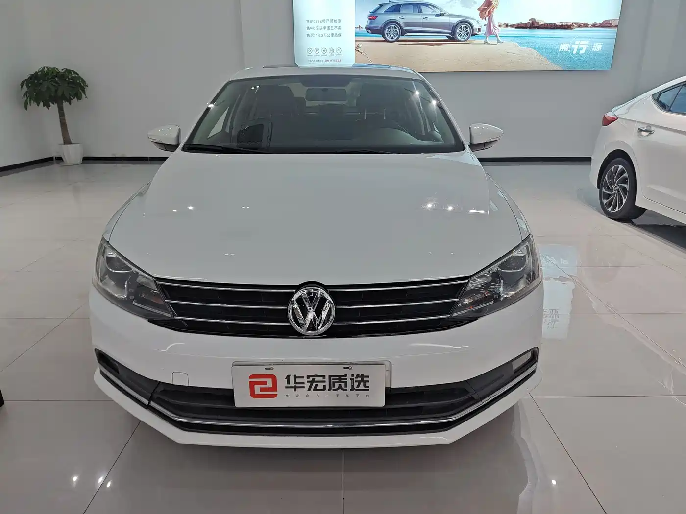 Volkswagen Sagitar 2017 230TSI Automatic Comfort фото 2