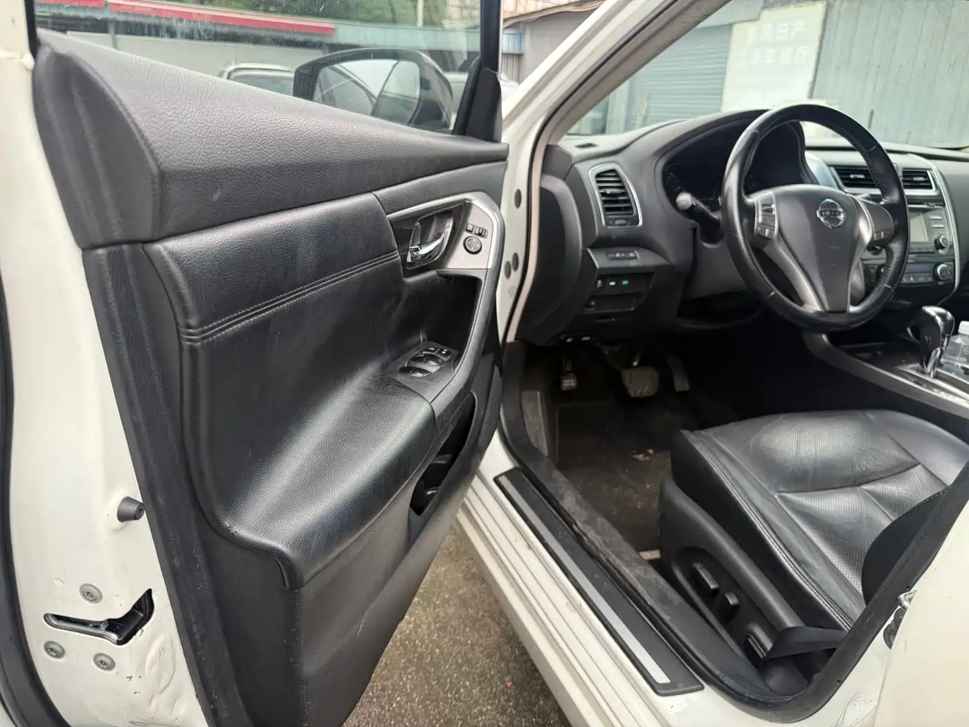 Фото 4 - Nissan Teana