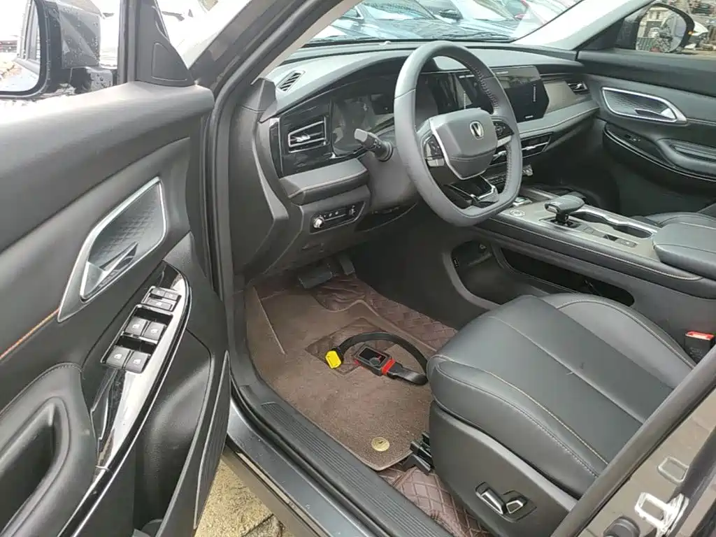 Changan X7 PLUS 2025 2024 1.5T Automatic Noble 7-Seater