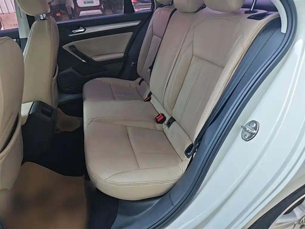 Volkswagen Lamando 2017 230TSI DSG Trend Edition фото 17