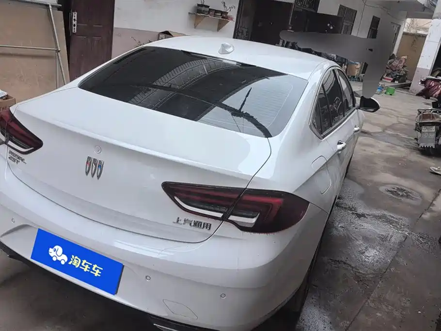 BUICK REGAL