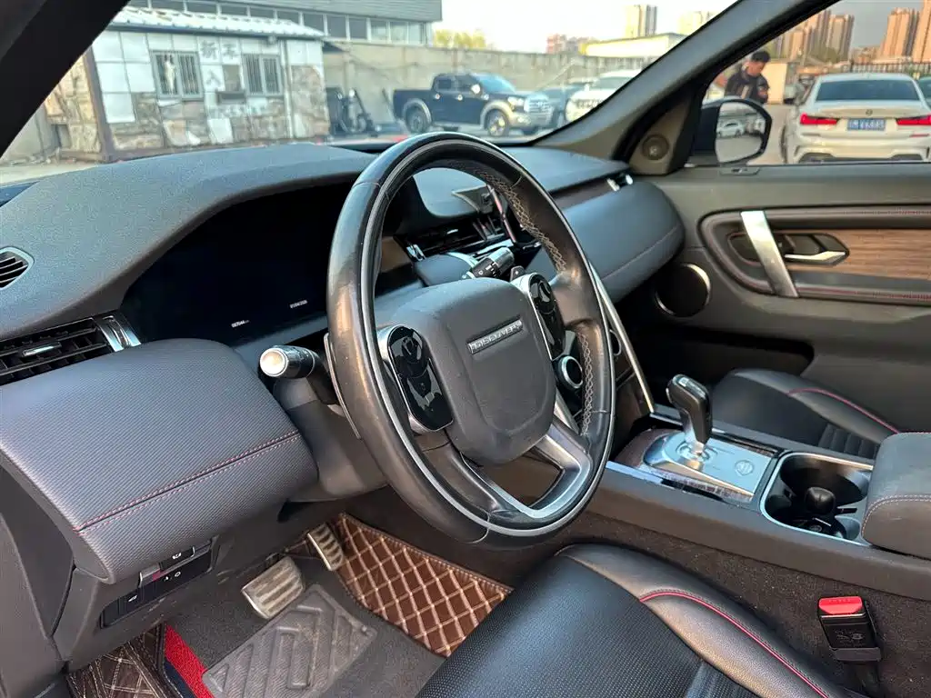 Land Rover Discovery Sport 2020 249PS R-Dynamic Performance Tech 7-seater фото 14