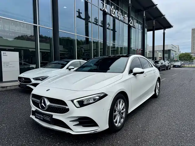  Mercedes-Benz Mercedes-Benz A-Class 2020 Facelift A 200 L Sport Sedan Fashion