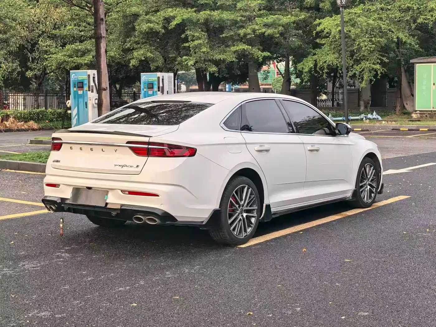 Geely Preface 2024 2023 1.5TD Kunlun Edition