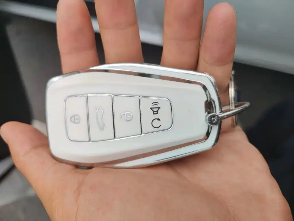 Photo 12 - Geely Emgrand L HiP