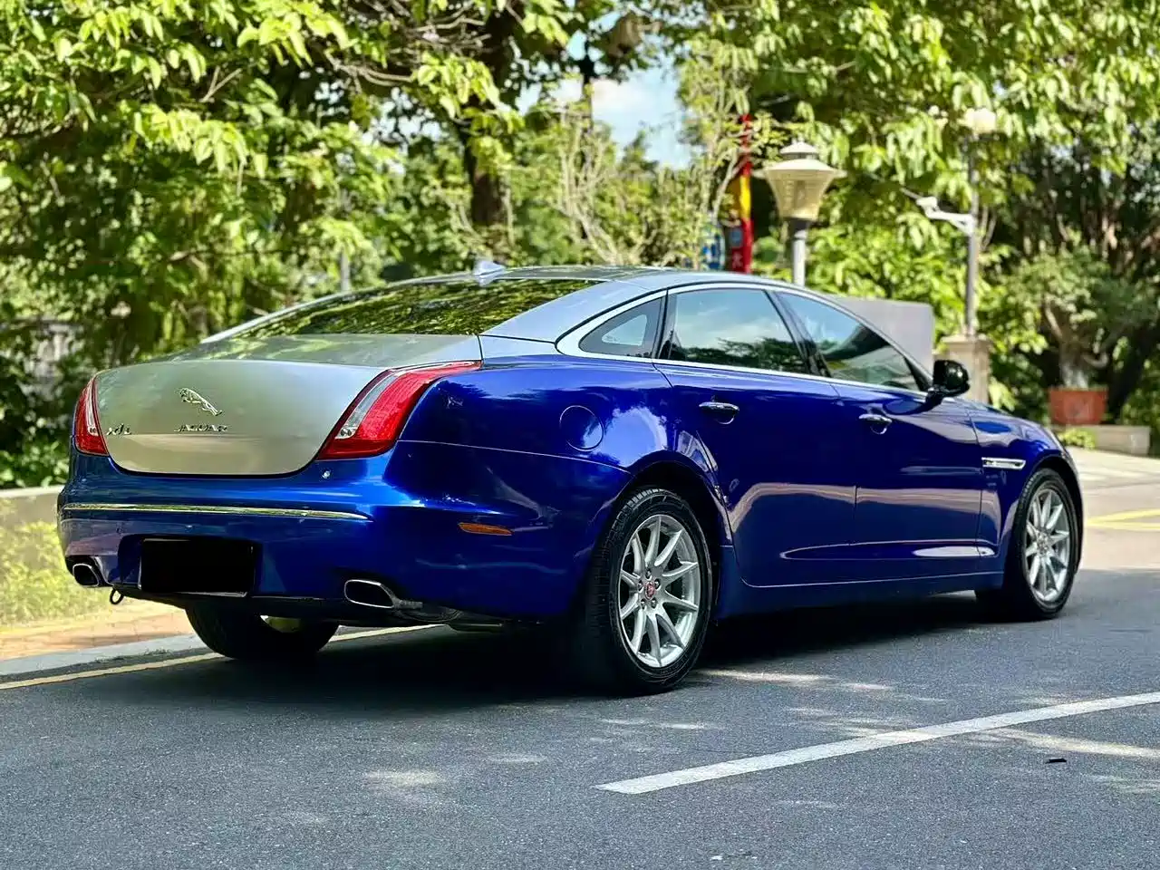 Jaguar XJ 2015 2014 XJL 2.0T 2WD Elegant Business Edition