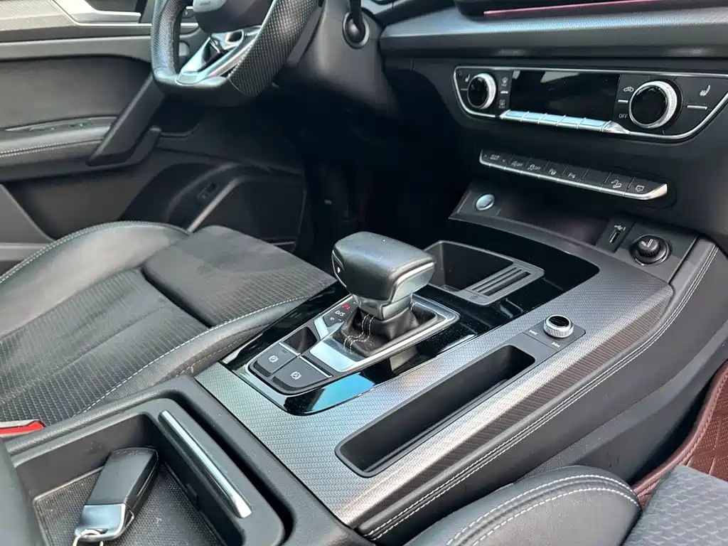 Audi Q5L Sportback 2022 2022 45 TFSI Luxury