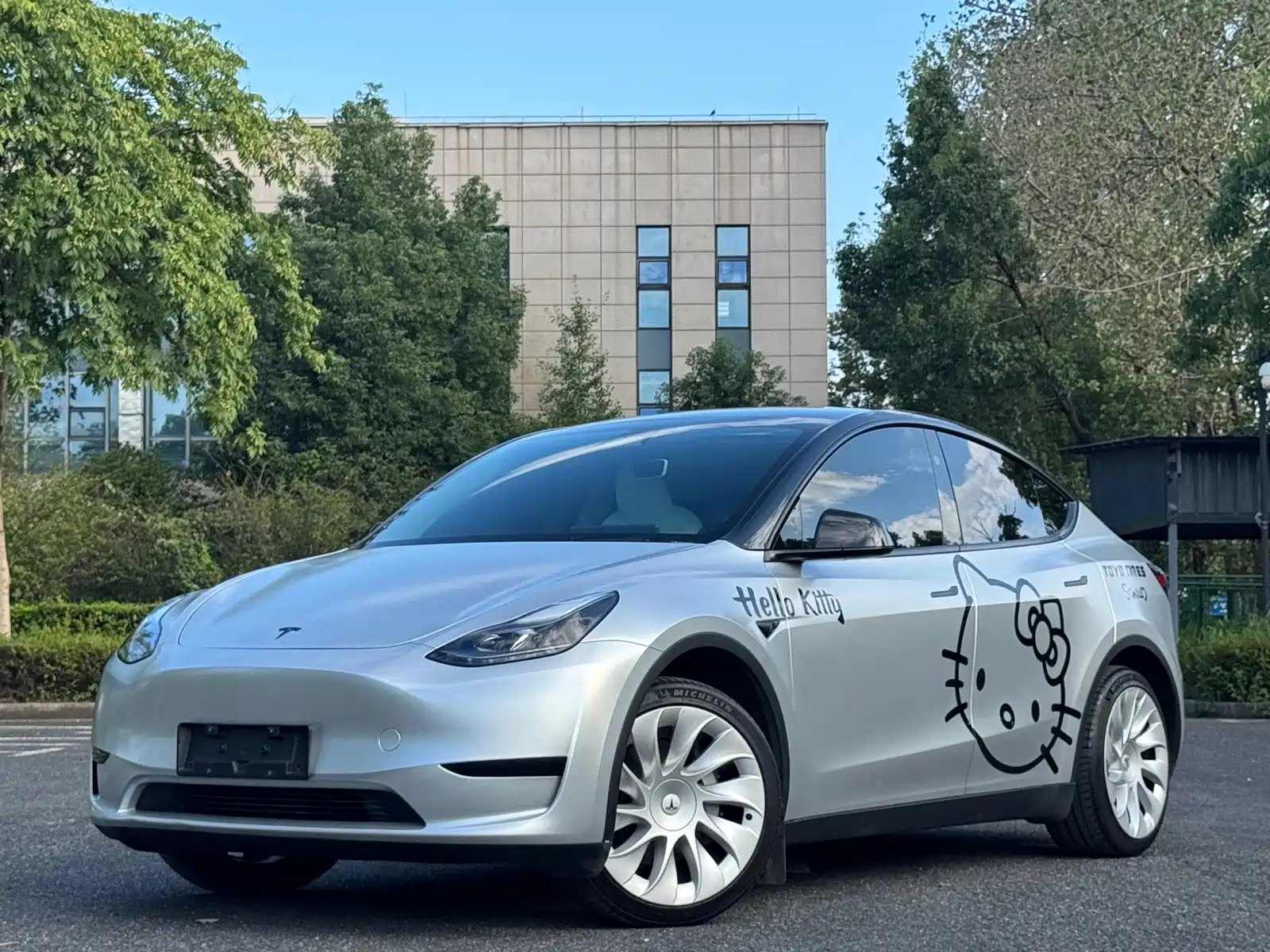 Фото 1 - Tesla Model Y