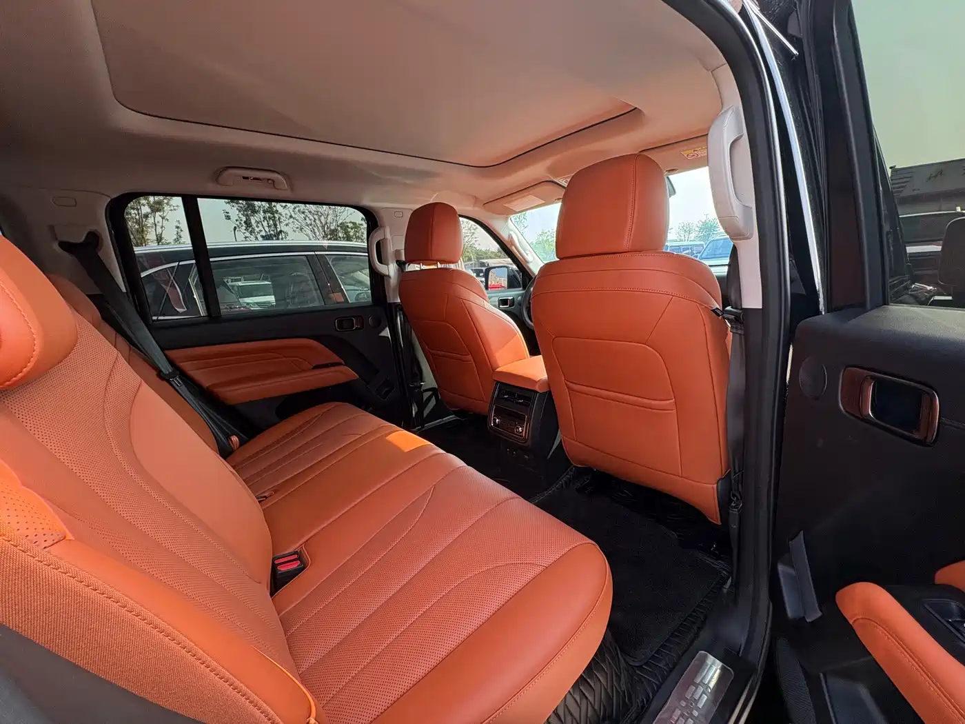 صورة 16 - Haval H9