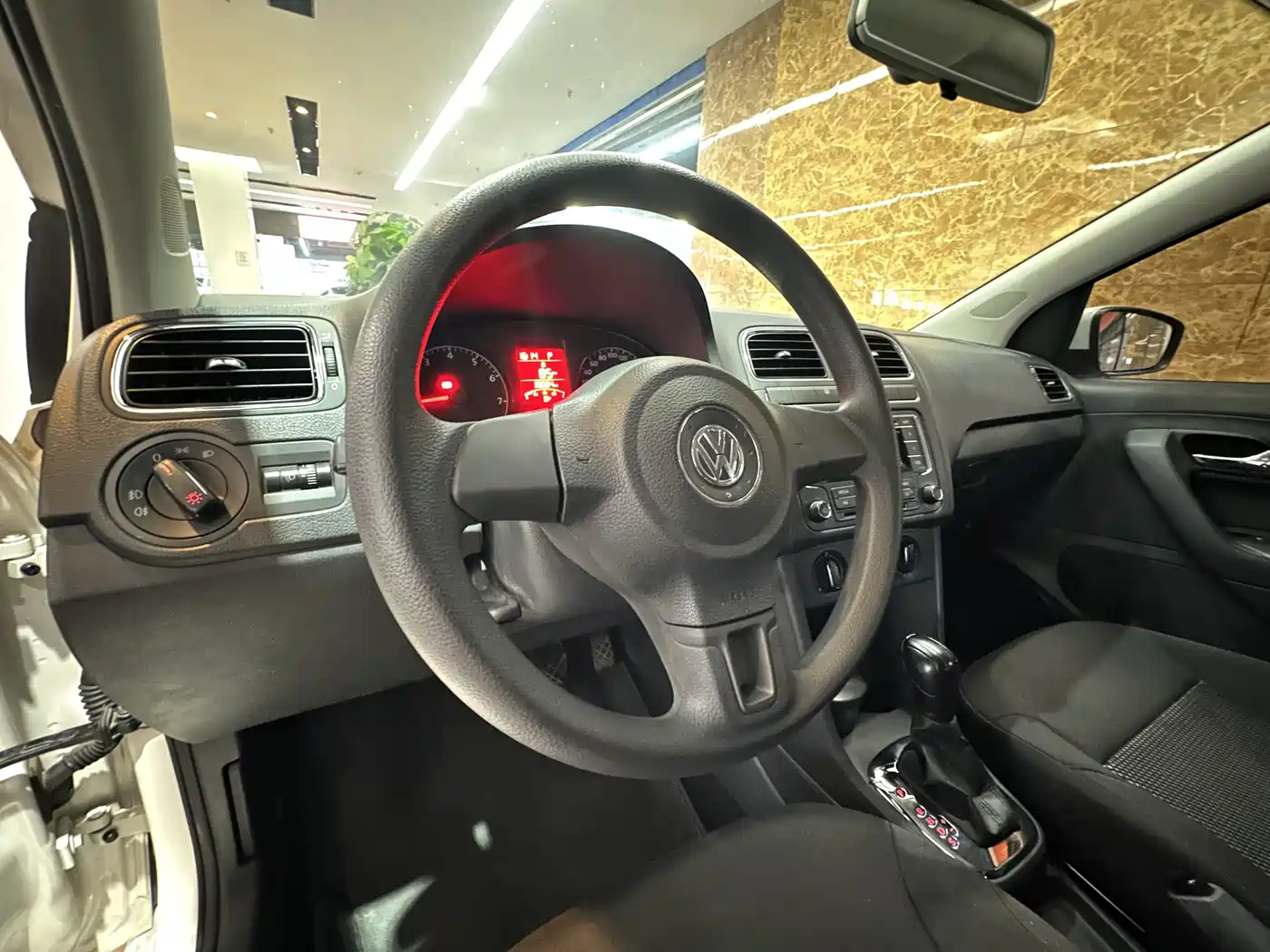 Volkswagen Polo 2013 2013 1.6L Automatic Comfort Edition