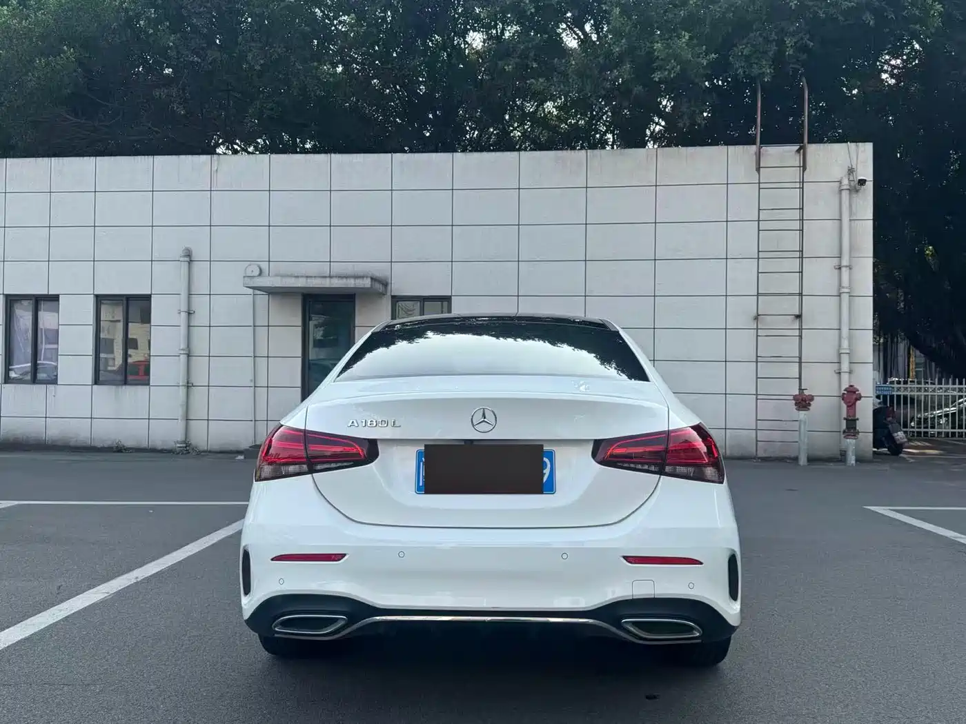 Mercedes-Benz A-Class 2019 A 180 L Sport Sedan фото 9