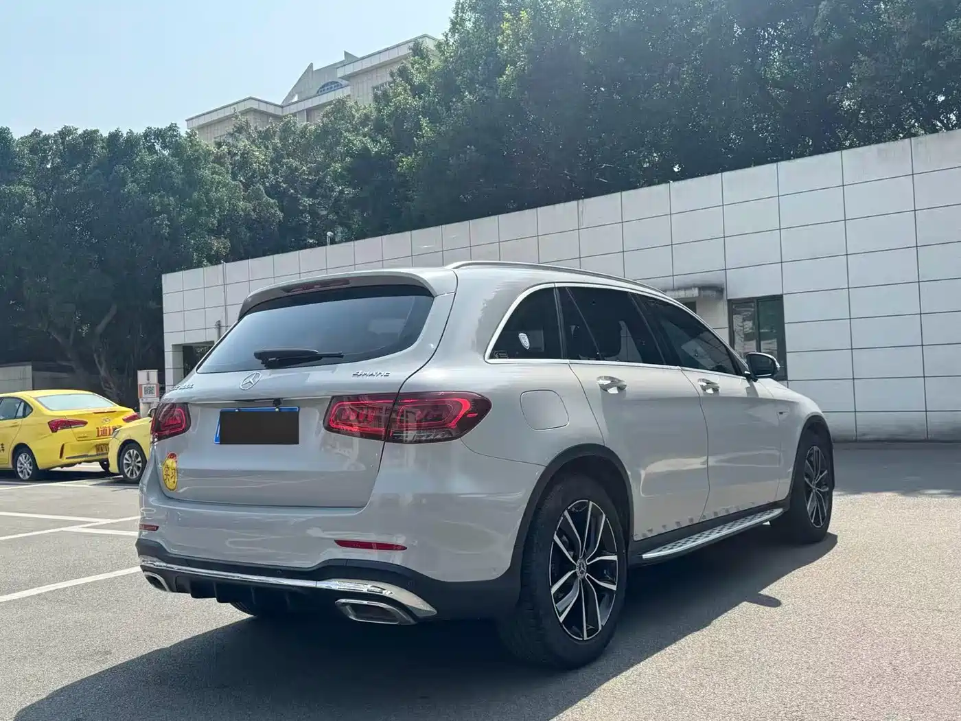 Mercedes-Benz GLC 2020 Facelift GLC 300 L 4MATIC Dynamic фото 8