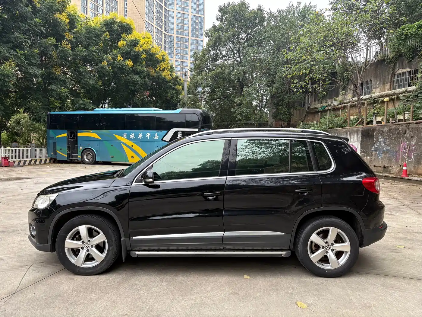 Volkswagen Tiguan 2011 2010 1.8TSI Automatic 2WD Elite