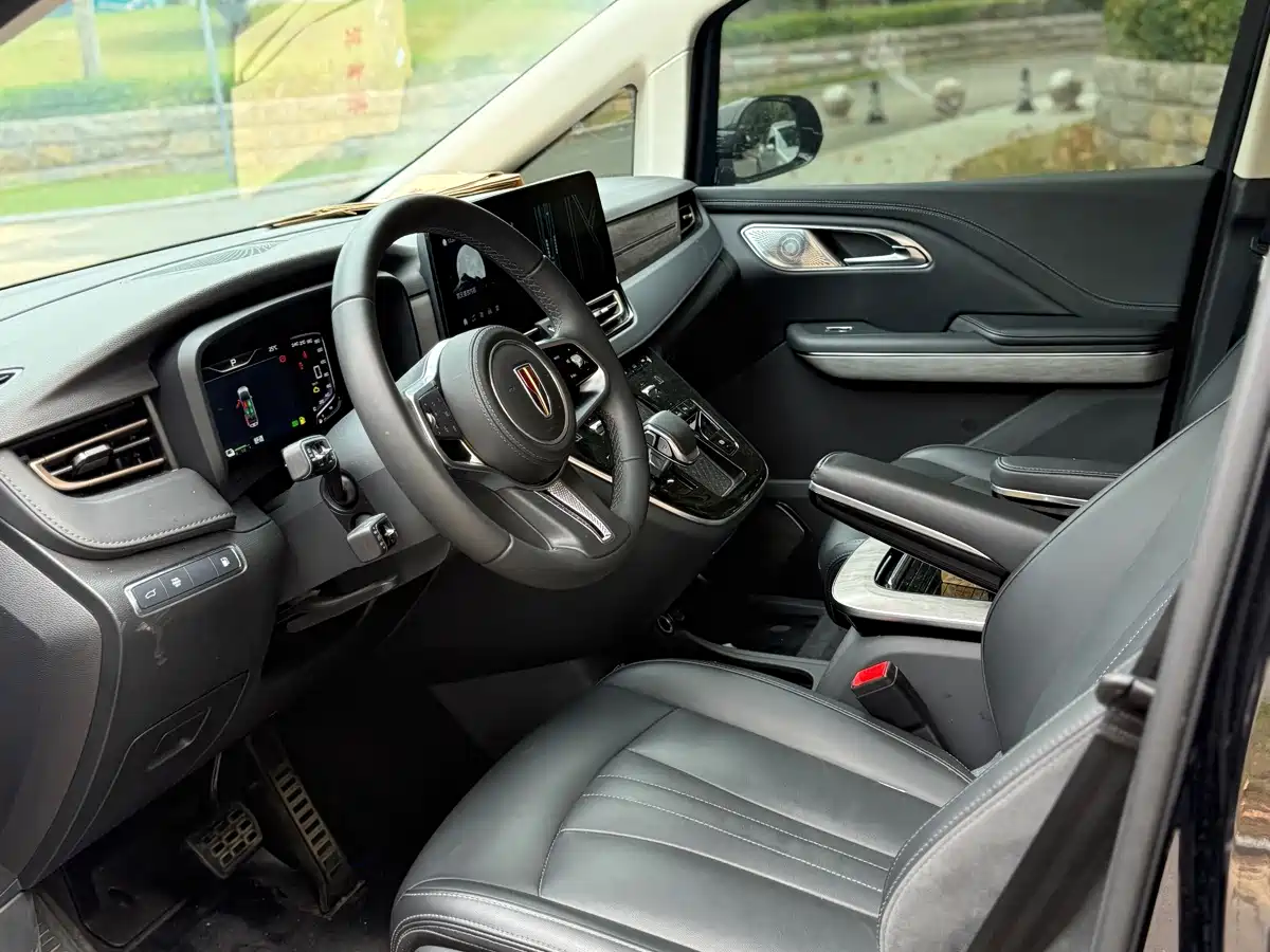2025 Hongqi HQ9 PHEV