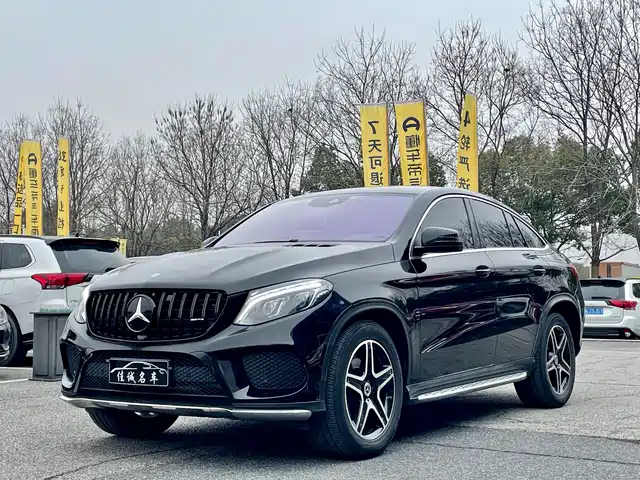Mercedes-Benz GLE Coupe 2018 GLE 320 4MATIC Coupe SUV — фото 1