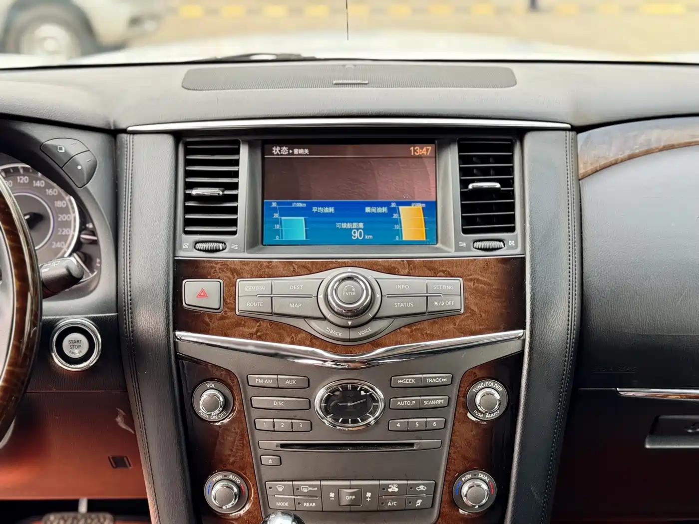Infiniti QX 2010 2011 QX56