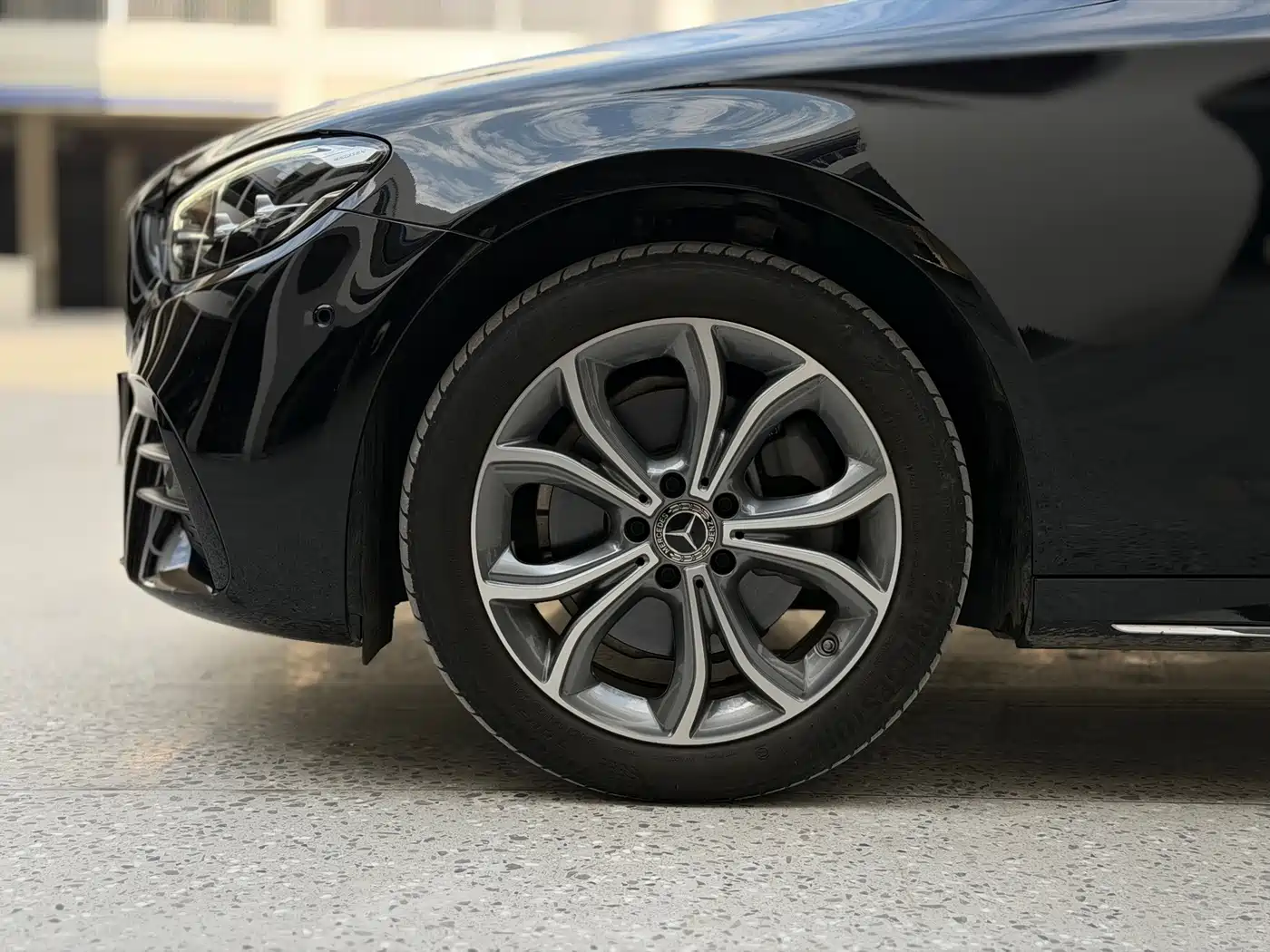 Mercedes-Benz E-Class 2023 E 300 L Sport Fashion фото 15
