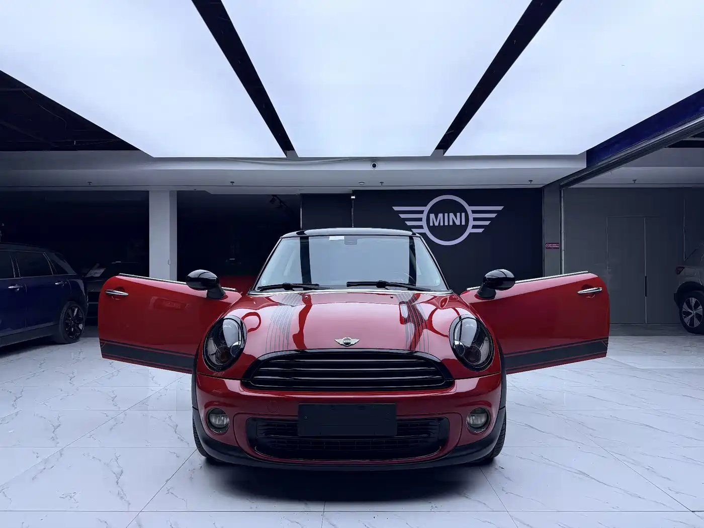 MINI 2011 1.6L COOPER Excitement фото 2