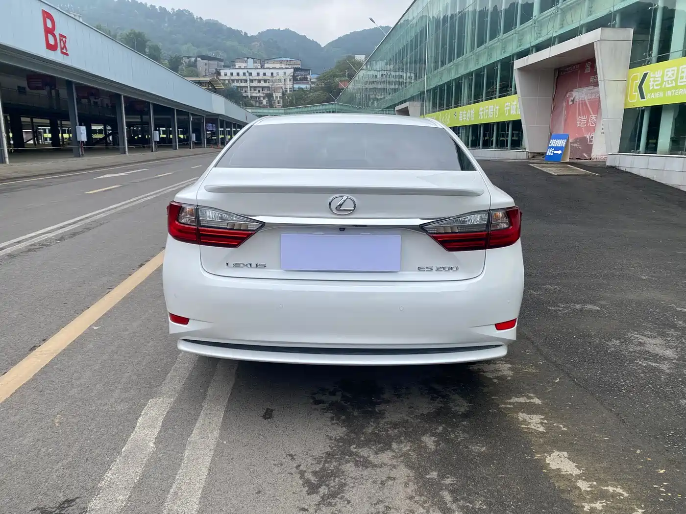 Lexus ES 2015 200 Elite Edition фото 7