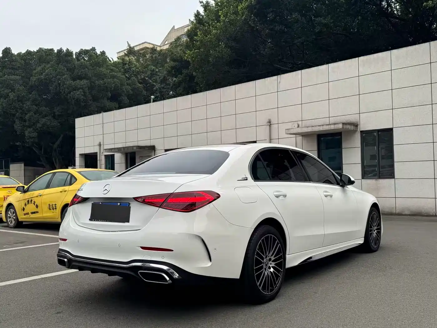 Mercedes-Benz C-Class 2024 C 260 L Sport фото 8