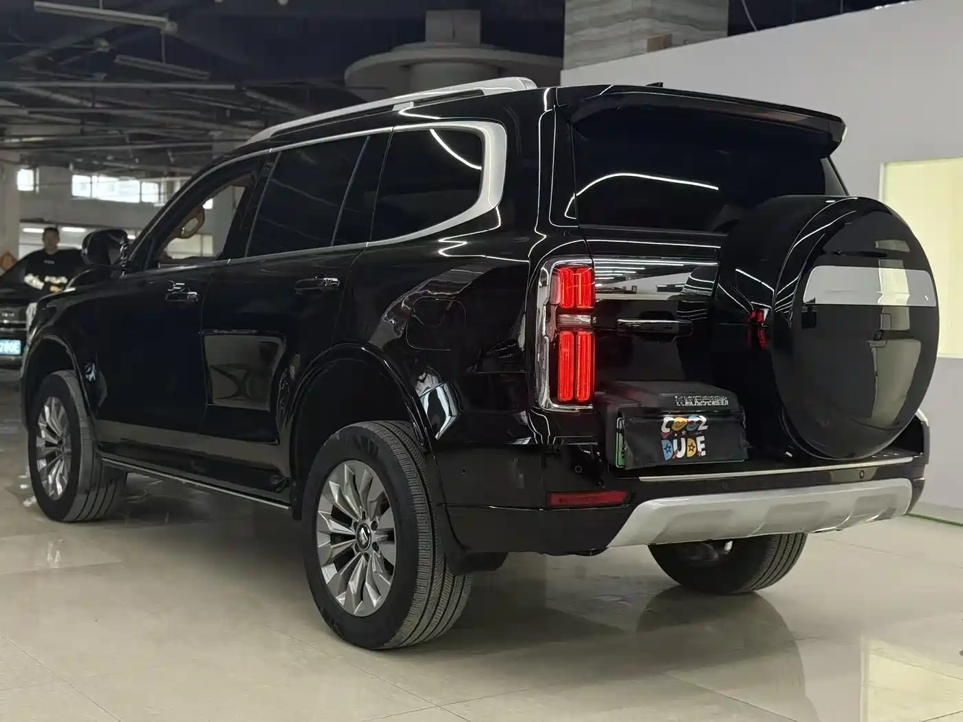 Tank 500 EV 2024 Hi4-T Black Warrior Edition фото 9