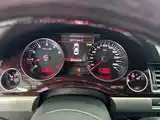 Фото 5 - Audi A8