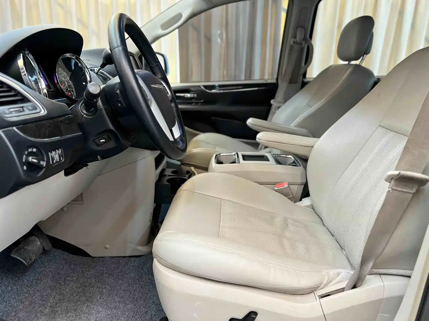 Chrysler Grand Voyager (Import) 2015 2014 3.6L Comfort Edition