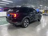 Фото 9 - Ford Explorer