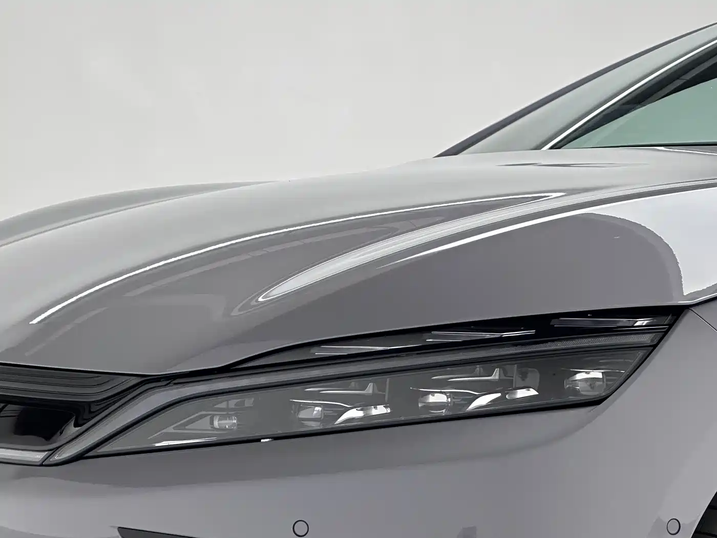 BYD Han 2025 2025 DM-i Smart Driving Edition 125KM LiDAR Flagship