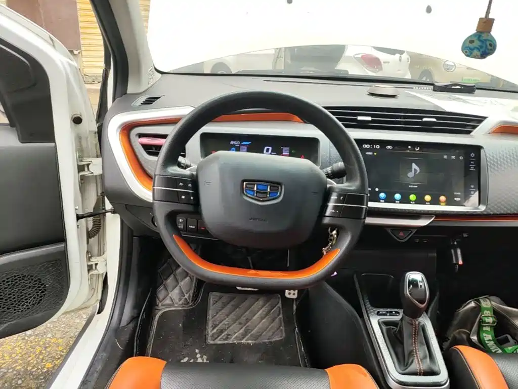 Geely Yuanjing X1 2018 2017 1.3L Auto Player Edition