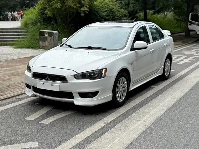 Mitsubishi Lancer EX 2012 Zhishang 1.8L Manual Luxury
