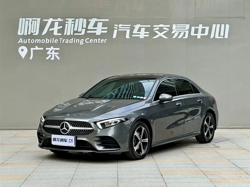 Mercedes-Benz A-Class 2022 Facelift III A 200 L Sport Sedan Fashion