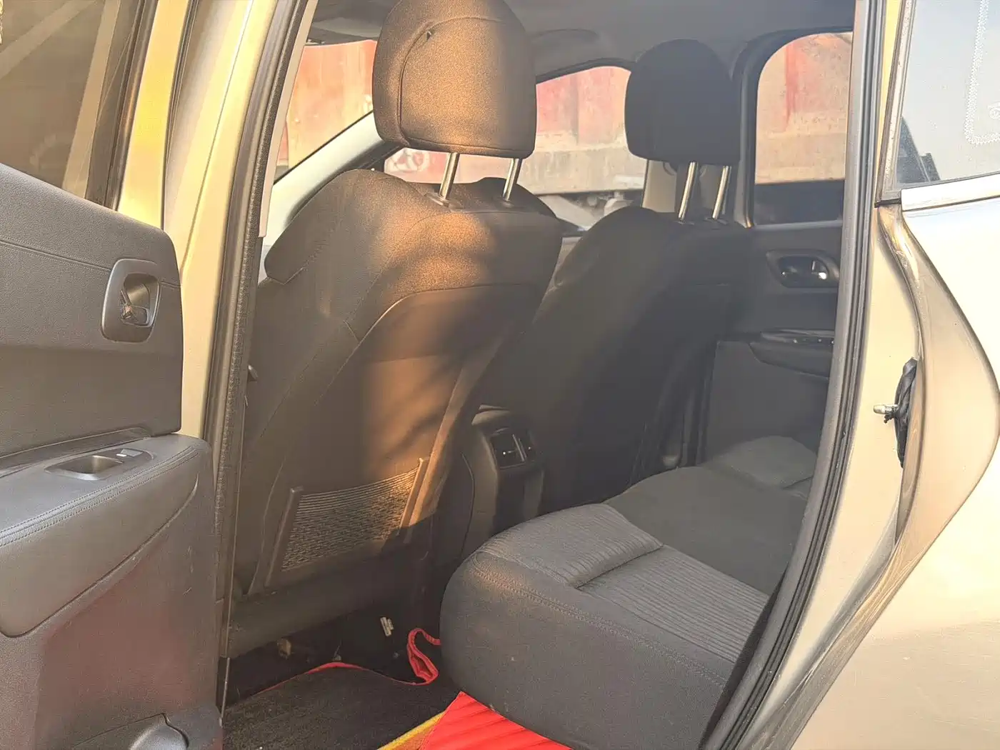 Peugeot 3008 2015 1.6THP Automatic Classic Edition фото 5