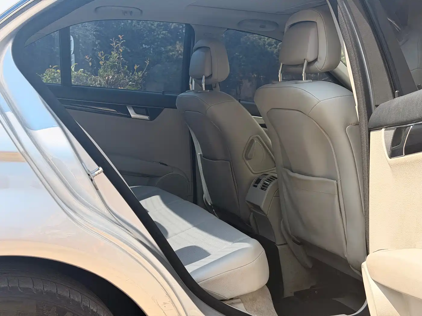 Mercedes-Benz C-Class 2013 C 180 Classic Grand Edition фото 7