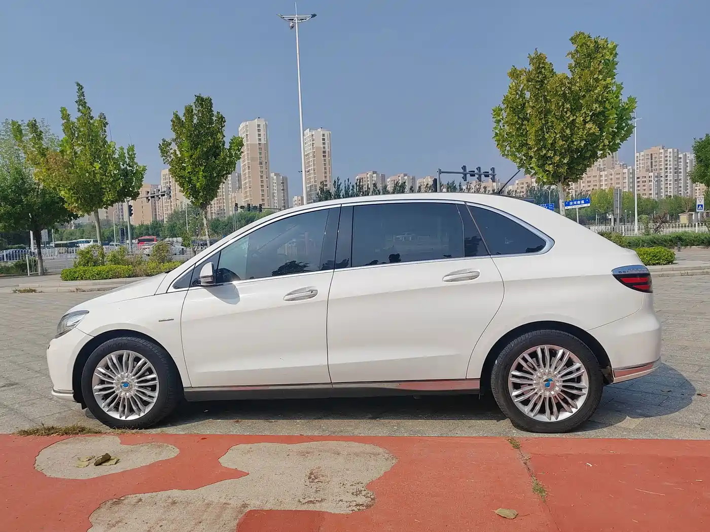 Denza Denza 2016 2014 Premium Edition
