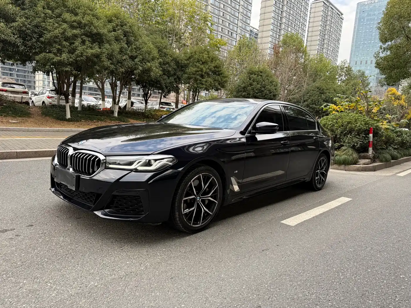 BMW 5-SERIES