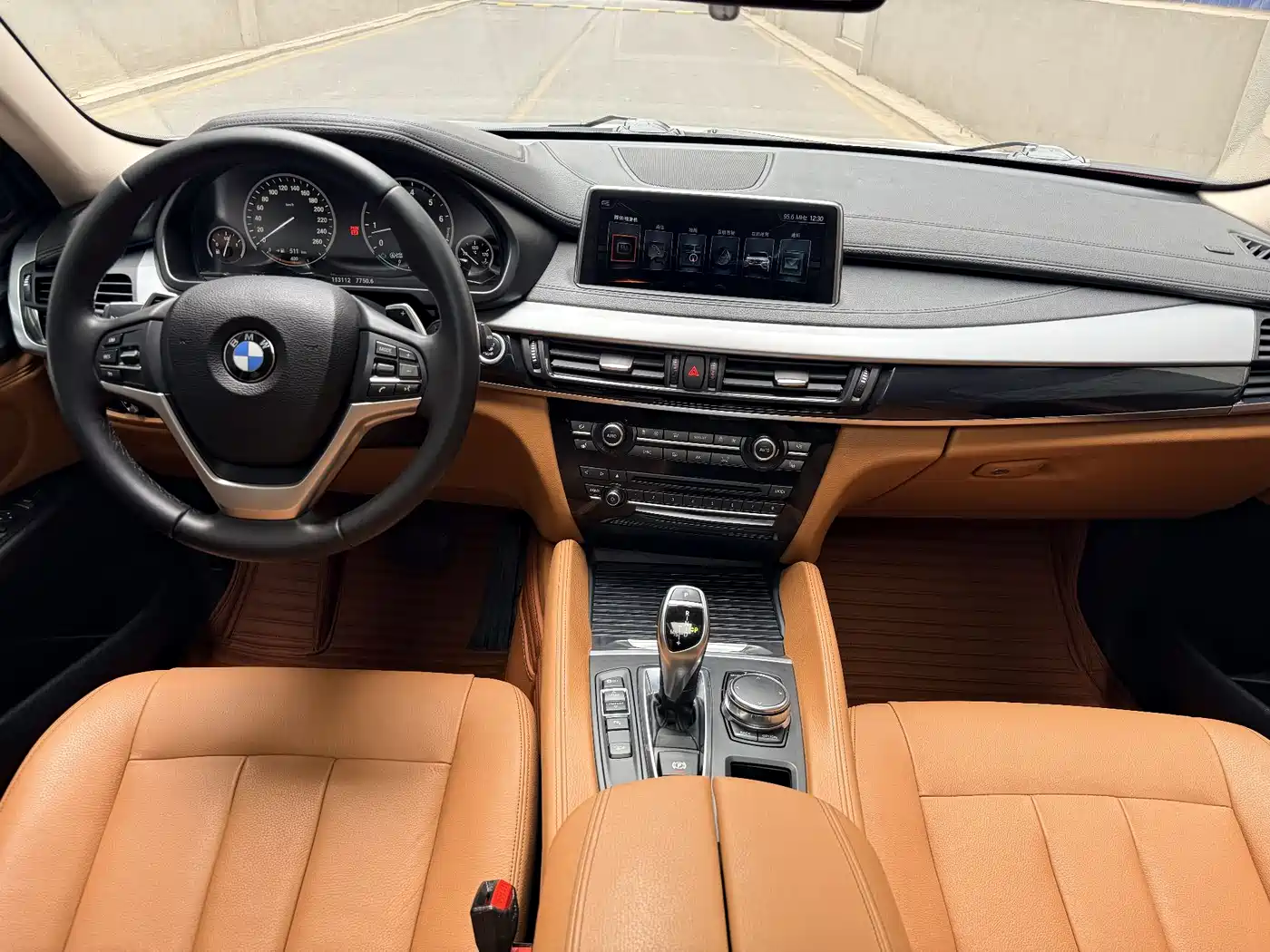 BMW X6 2018 xDrive35i Leading Model фото 6