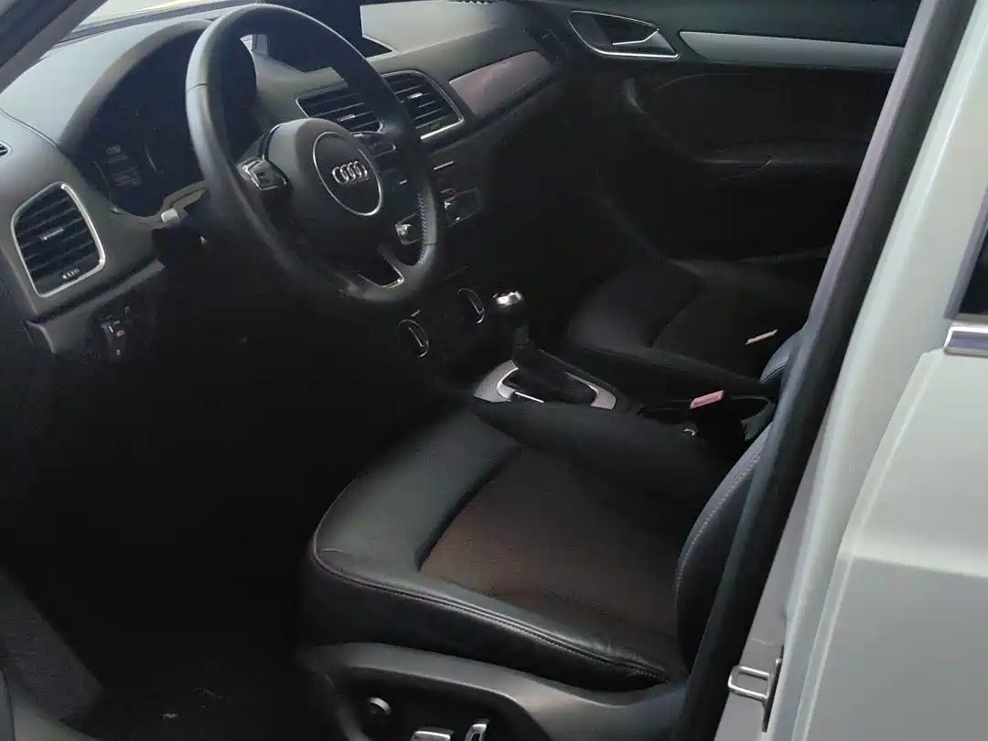 Фото 9 - Audi Q3