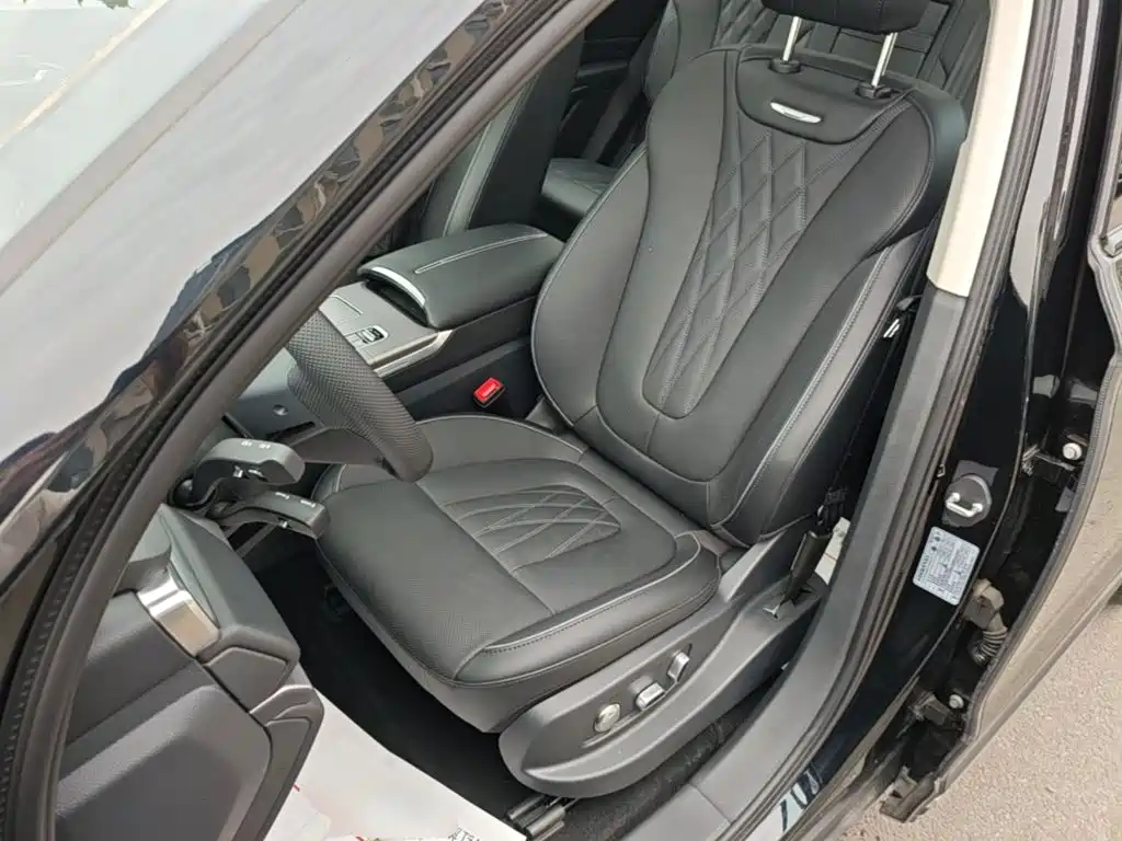 Hongqi HS7 PHEV 2024 2024 2.0T PHEV AWD Qichang Edition 7-seater