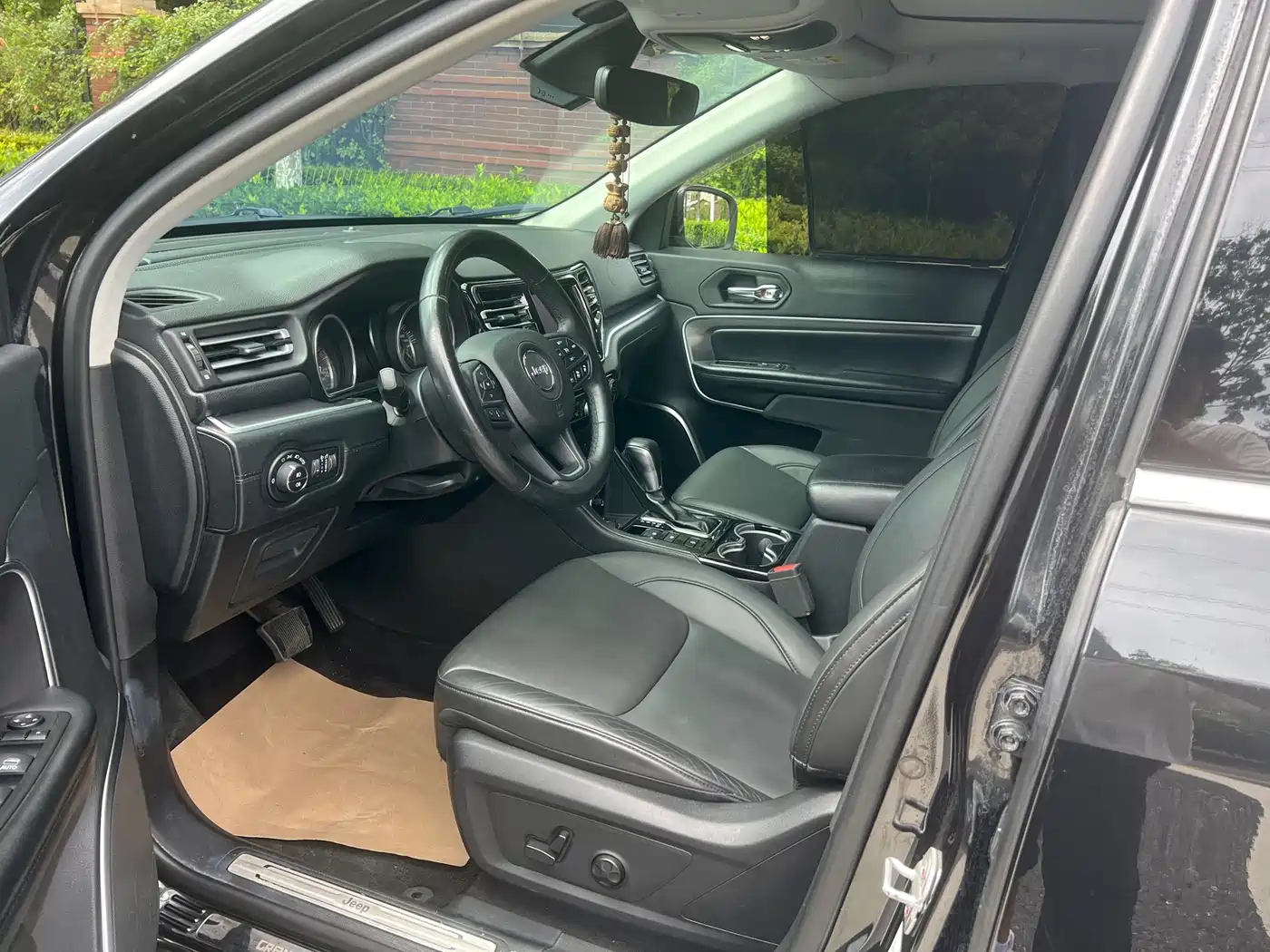 Jeep Grand Commander 2018 2018 2.0T AWD Ultimate Edition (China V)