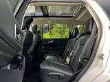 Фото 13 - Ford Edge