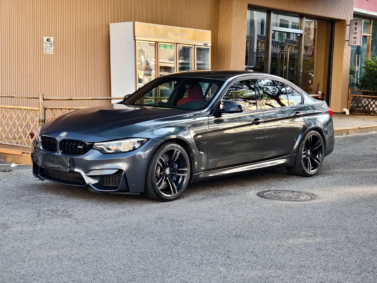 Фото 1 - BMW M3