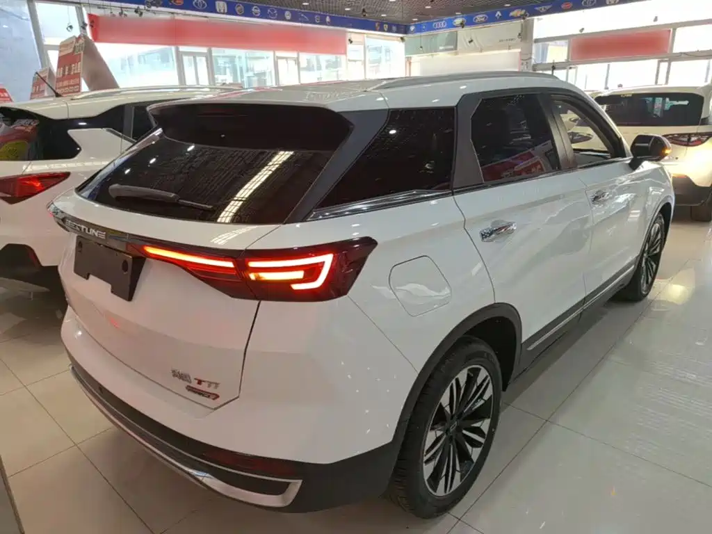 Besturn Bestune T77 2025 2023 1.5T Automatic Luxury