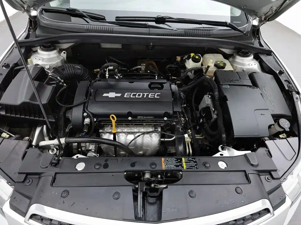 صورة 6 - Chevrolet Cruze